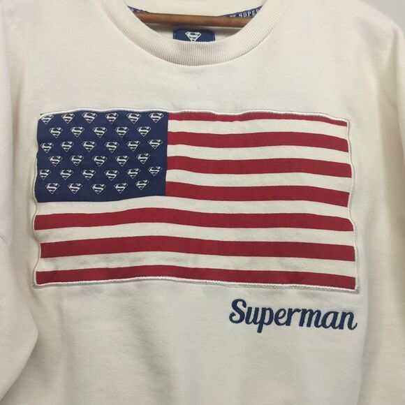 Women's DC Comics Superman American Flag Cropped Fleece Sweatshirt Ivory XL - Picture 4 of 9